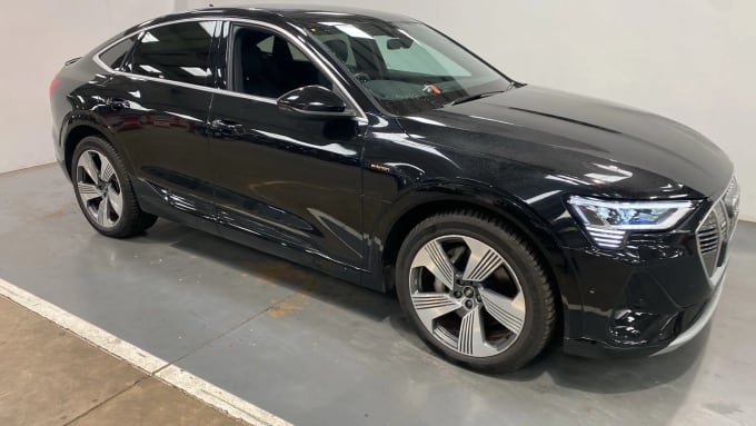 2022 Audi E-tron
