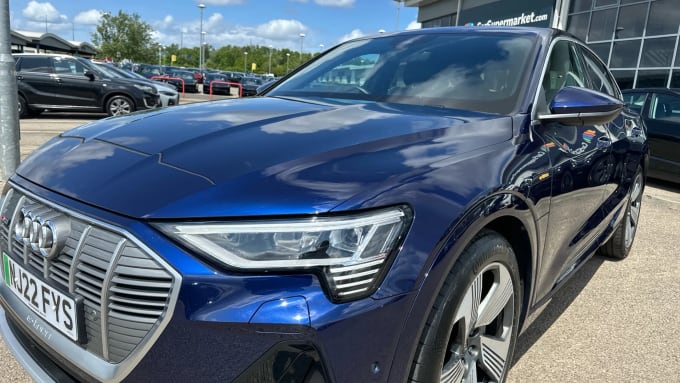 2022 Audi E-tron