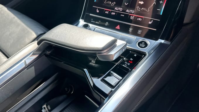 2022 Audi E-tron