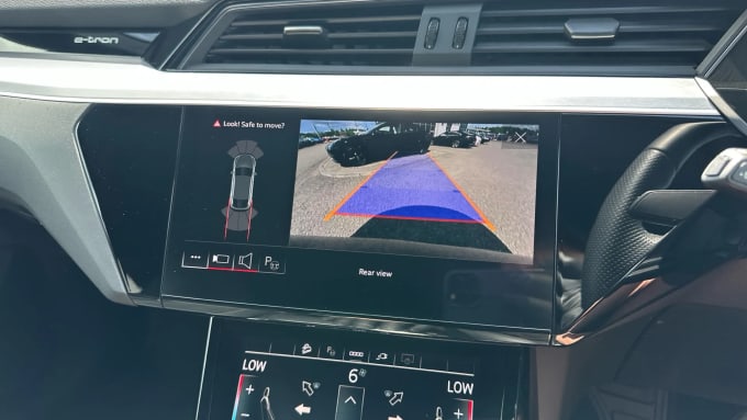 2022 Audi E-tron