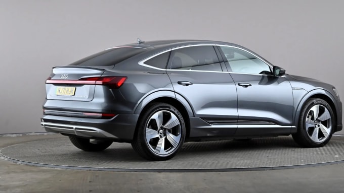 2021 Audi E-tron