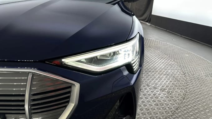 2021 Audi E-tron