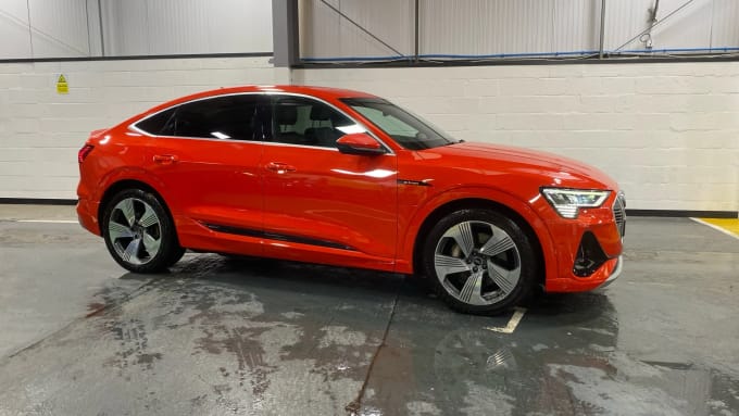 2022 Audi E-tron