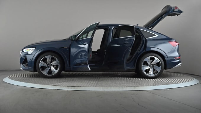 2022 Audi E-tron