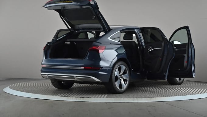 2022 Audi E-tron