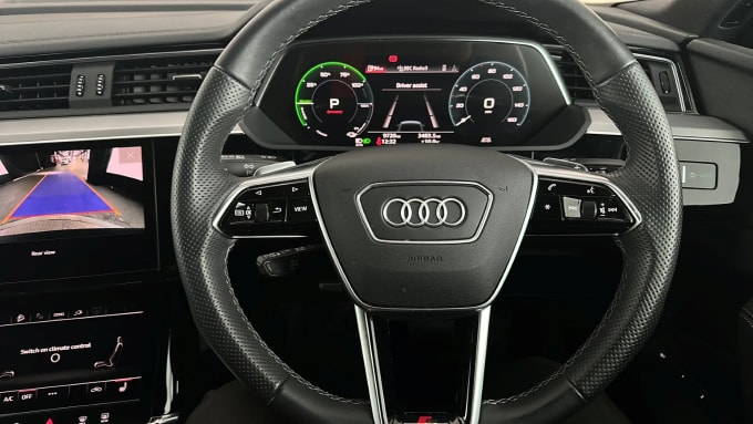 2022 Audi E-tron