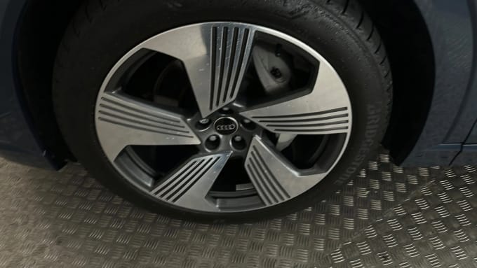 2022 Audi E-tron