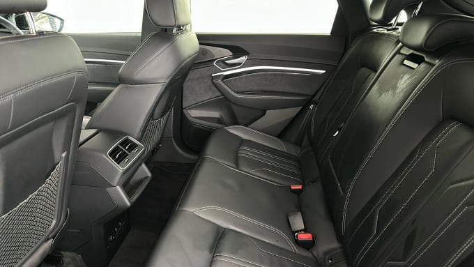 2022 Audi E-tron