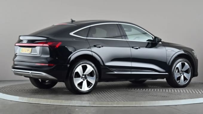2022 Audi E-tron