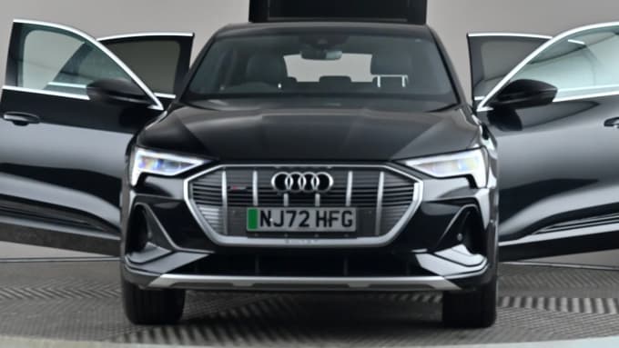 2022 Audi E-tron