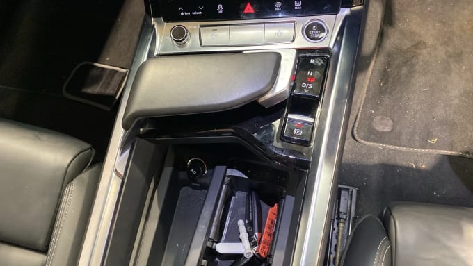 2022 Audi E-tron