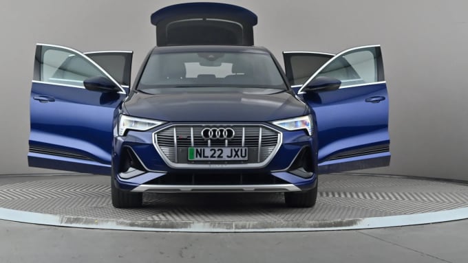 2022 Audi E-tron