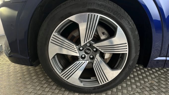 2022 Audi E-tron
