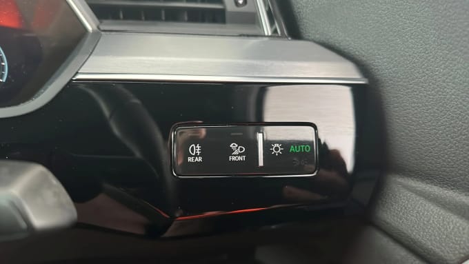 2022 Audi E-tron