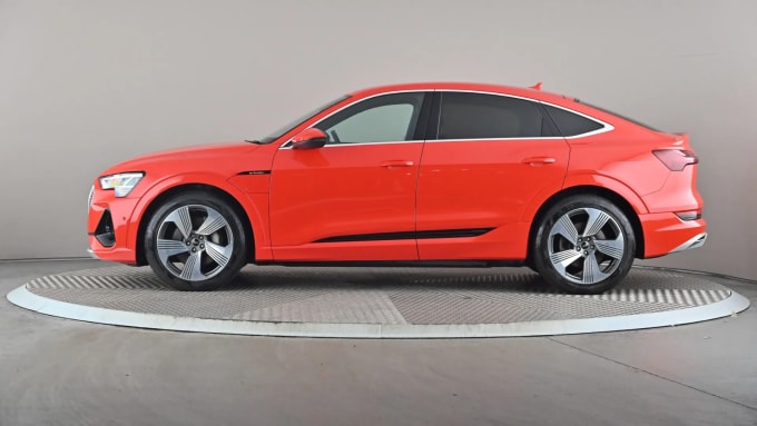 2022 Audi E-tron