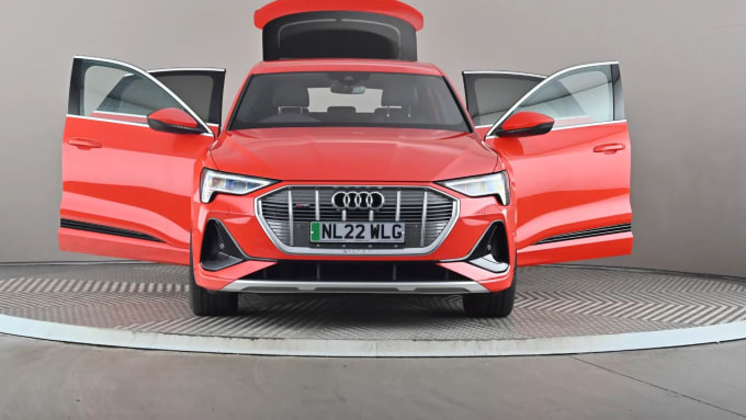 2022 Audi E-tron