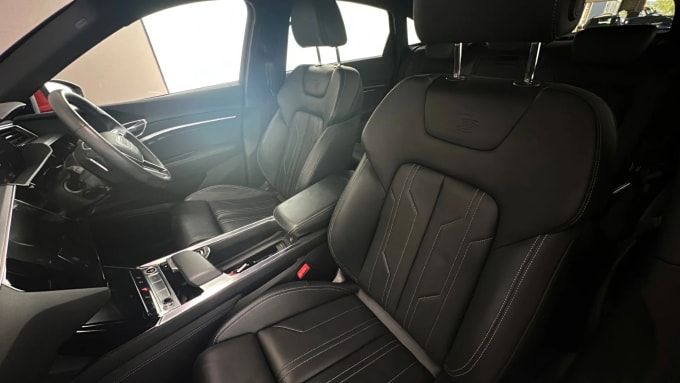 2022 Audi E-tron