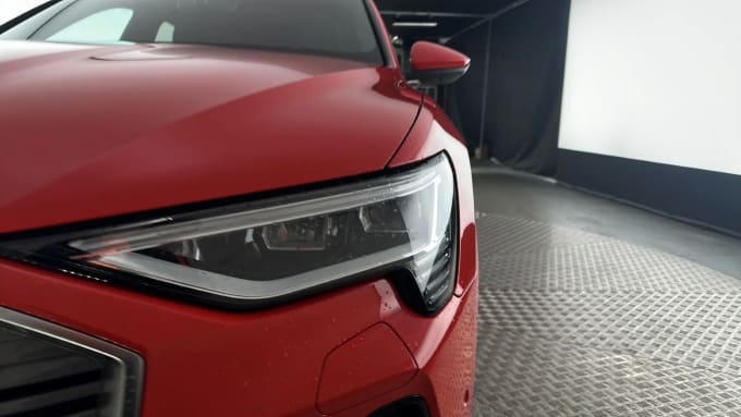 2022 Audi E-tron