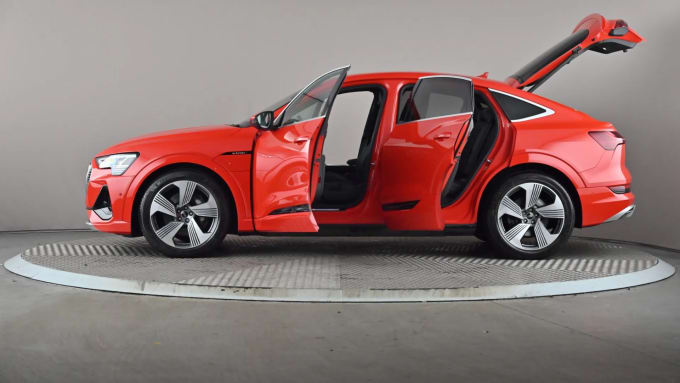 2022 Audi E-tron