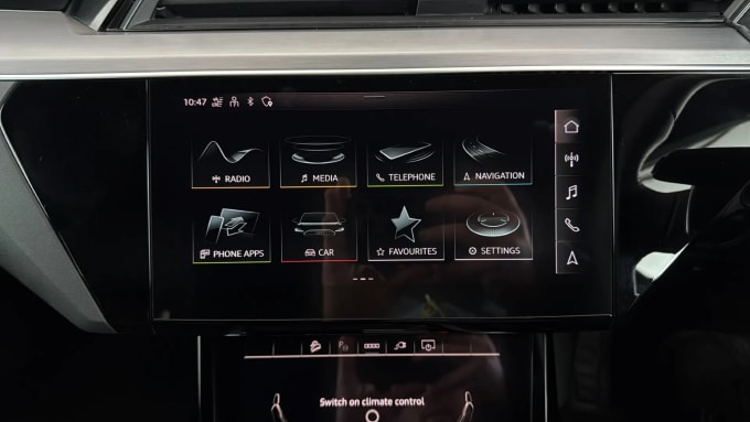 2022 Audi E-tron
