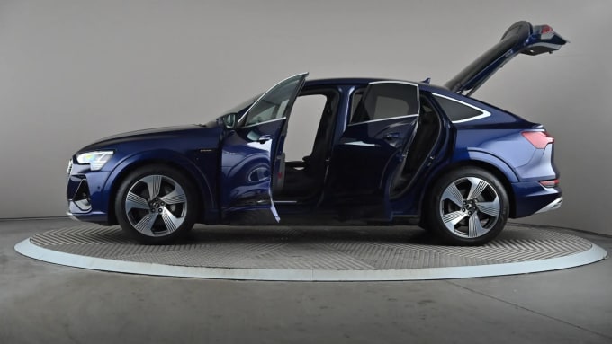 2022 Audi E-tron