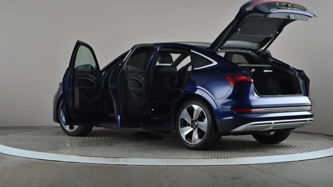 2022 Audi E-tron