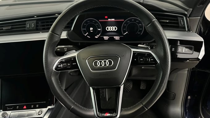 2022 Audi E-tron