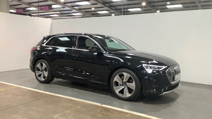 2022 Audi E-tron