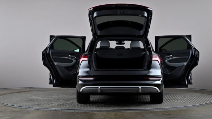 2022 Audi E-tron