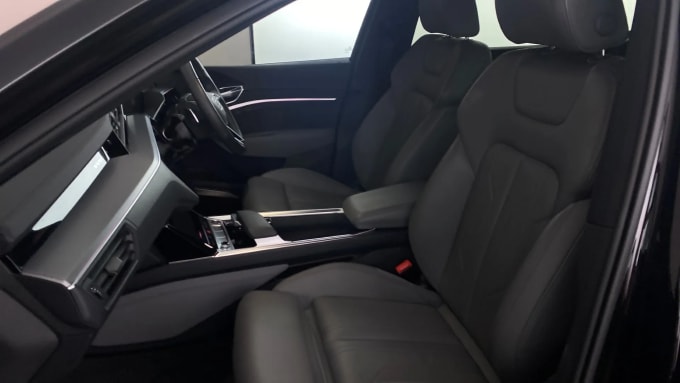 2022 Audi E-tron