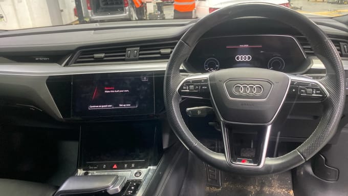 2021 Audi E-tron