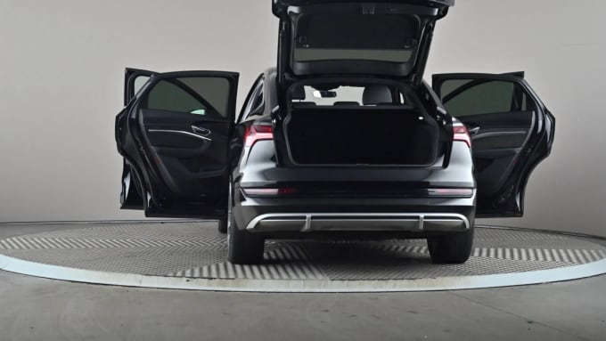 2021 Audi E-tron