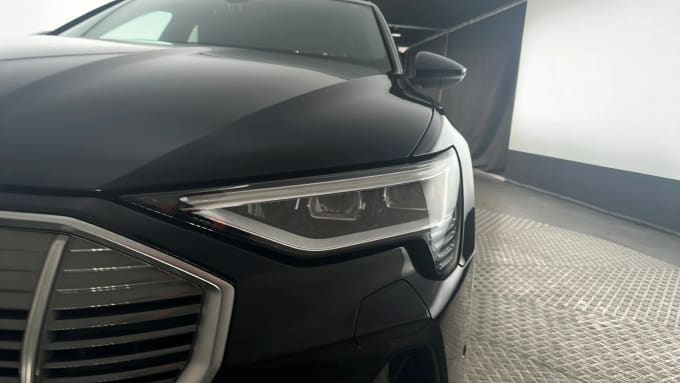2021 Audi E-tron