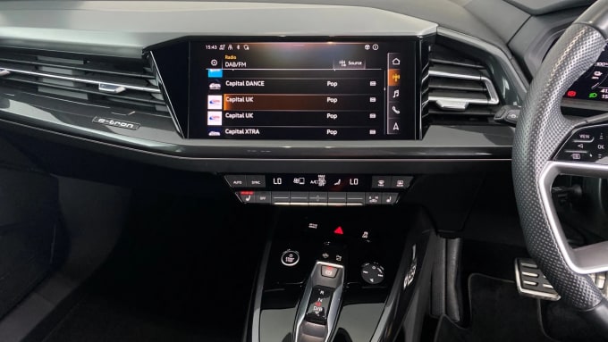 2022 Audi Q4