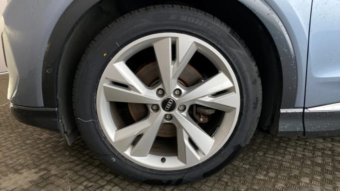 2022 Audi Q4