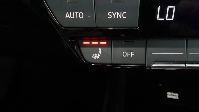 2022 Audi Q4