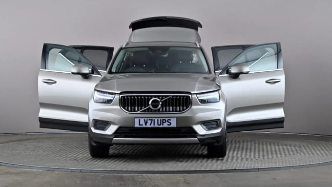 2022 Volvo Xc40