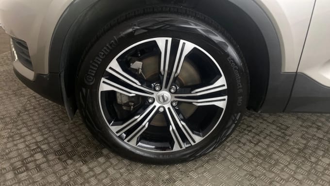 2022 Volvo Xc40