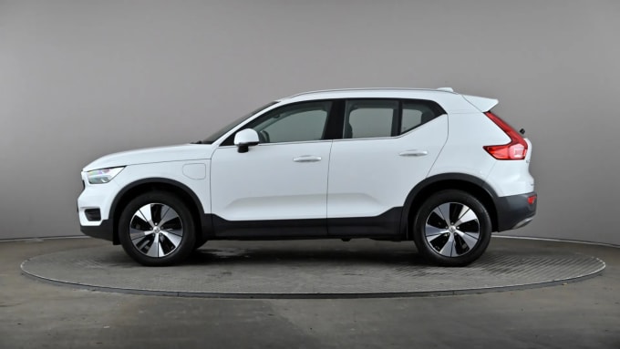 2022 Volvo Xc40