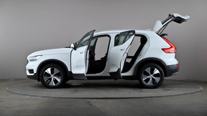 2022 Volvo Xc40