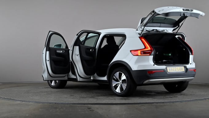 2022 Volvo Xc40