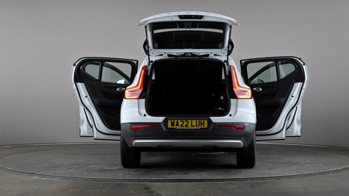 2022 Volvo Xc40