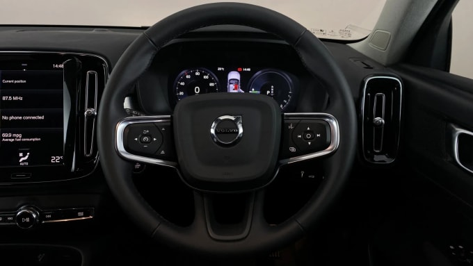 2022 Volvo Xc40