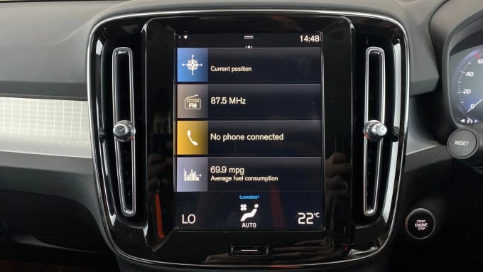 2022 Volvo Xc40