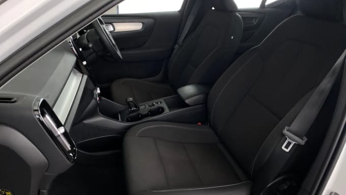 2022 Volvo Xc40