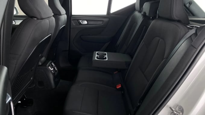 2022 Volvo Xc40