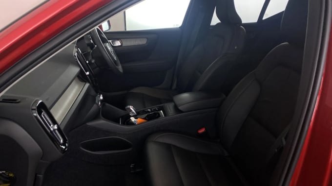 2021 Volvo Xc40