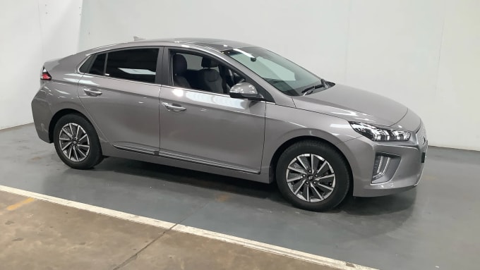 2022 Hyundai Ioniq