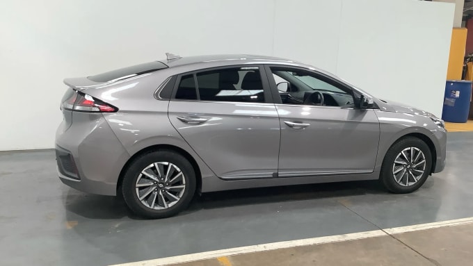 2022 Hyundai Ioniq
