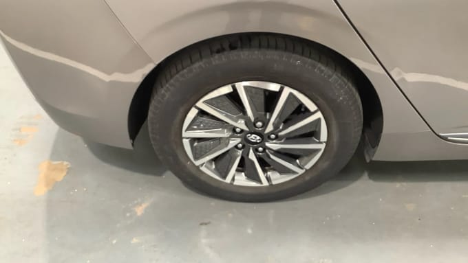 2022 Hyundai Ioniq